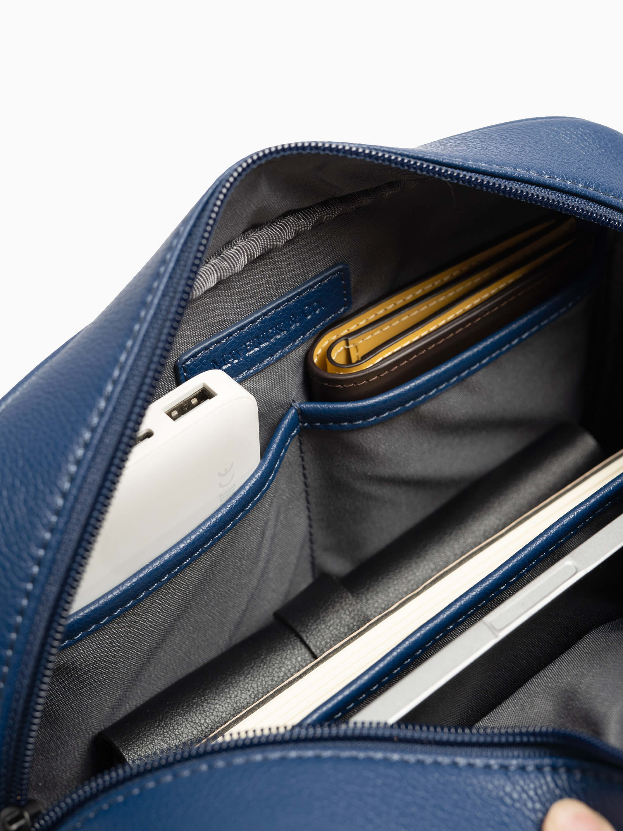 Axis Leather Messenger - Image 16
