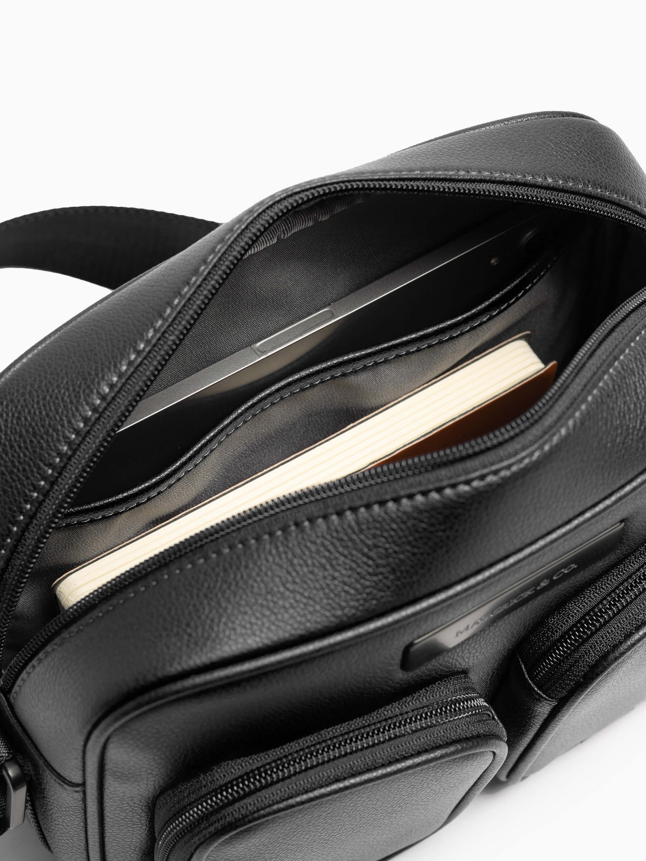 Axis Leather Messenger - Image 5