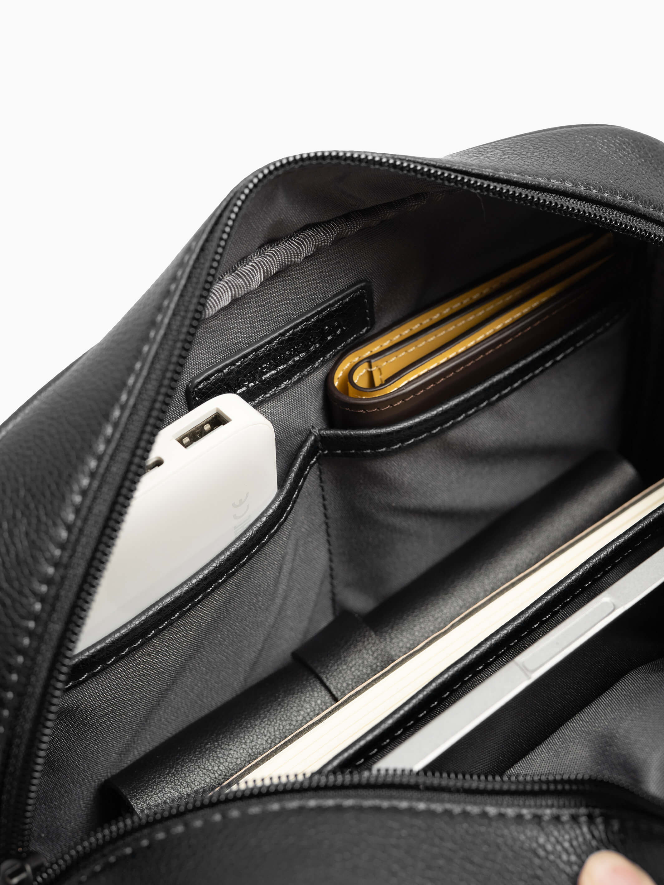 Axis Leather Messenger - Image 6