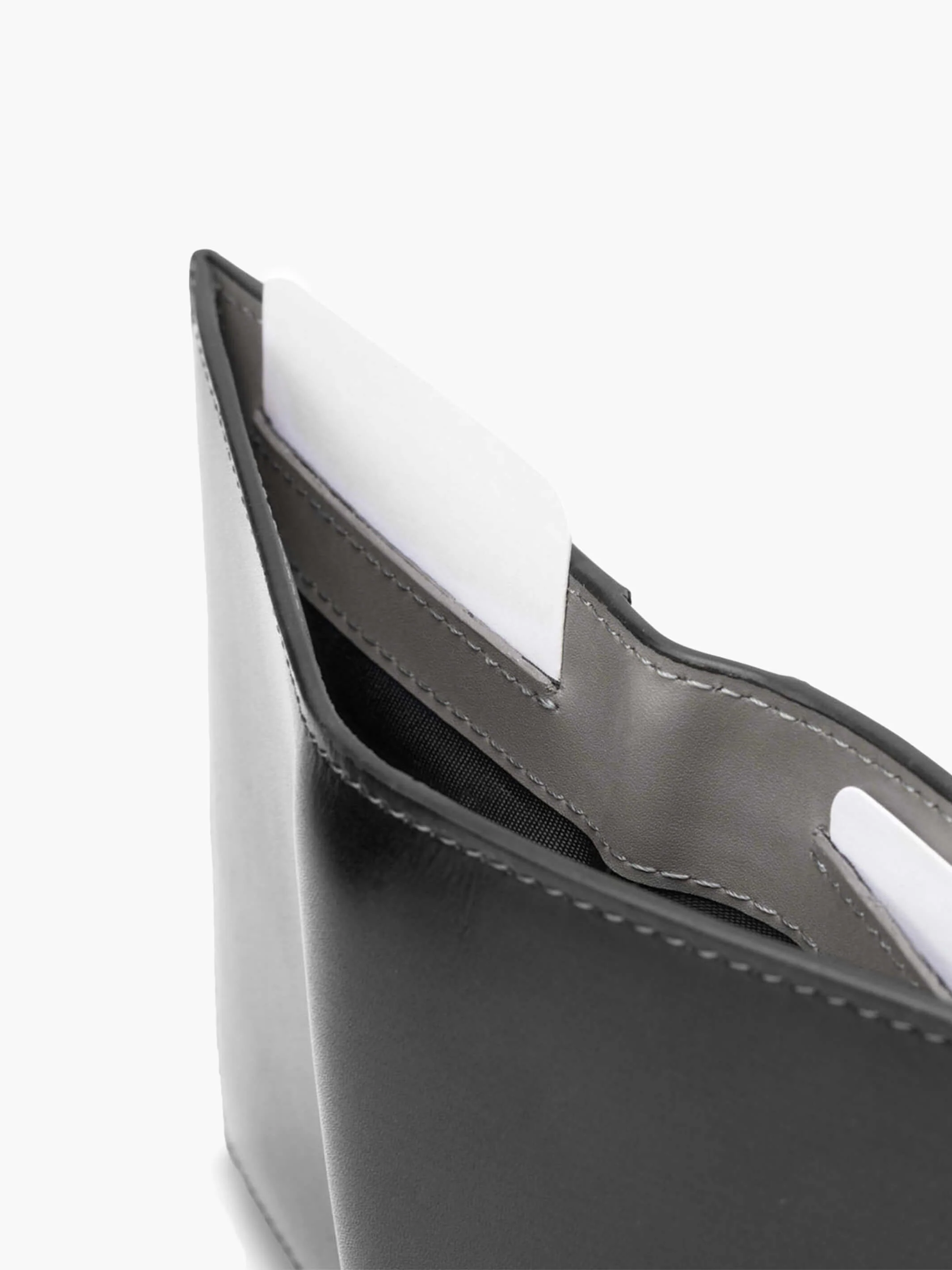 Cosmopolitan Pocket Leather Wallet - Image 9