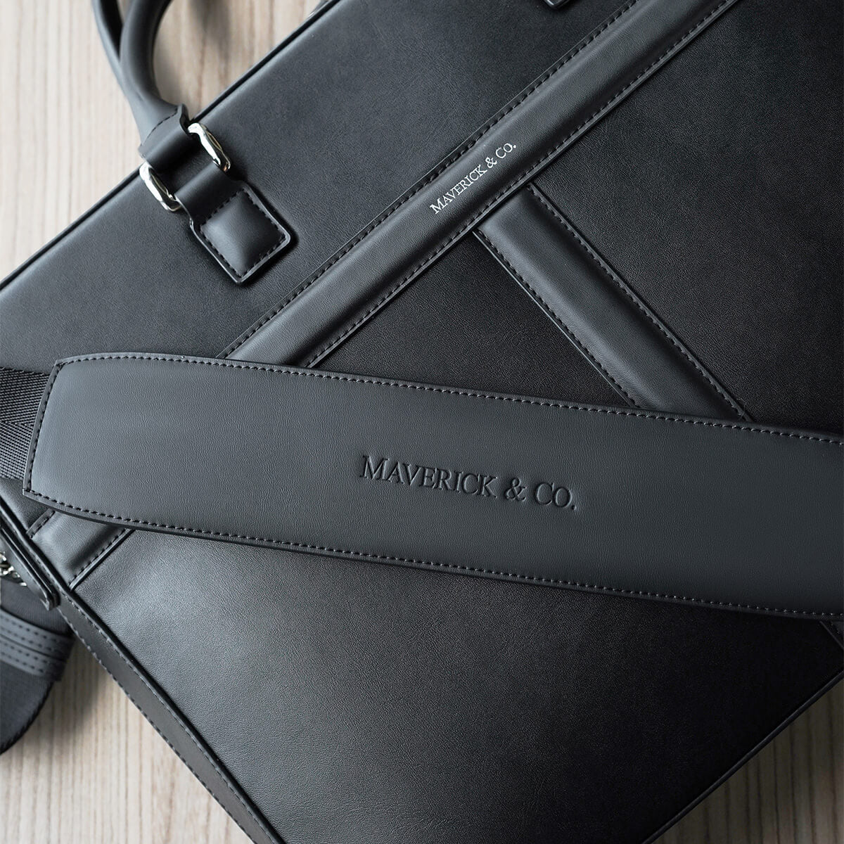 Delta Leather Briefcase - Image 21