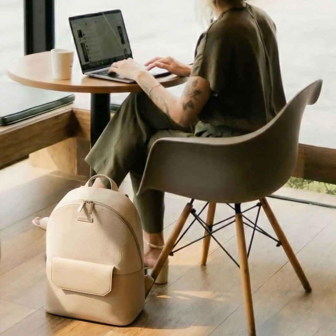 Horizon Lightweight Professional Backpack - Image 23