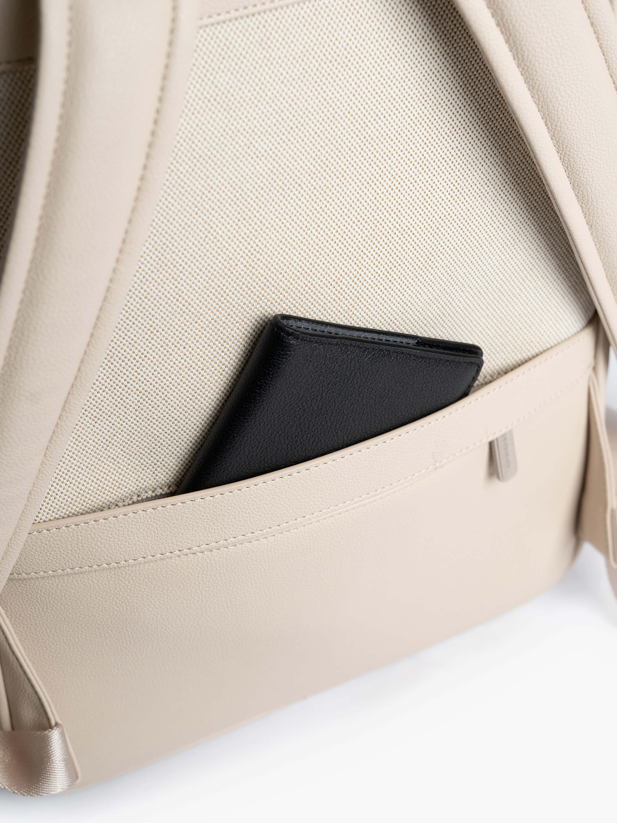 Horizon Lightweight Professional Backpack - Image 6