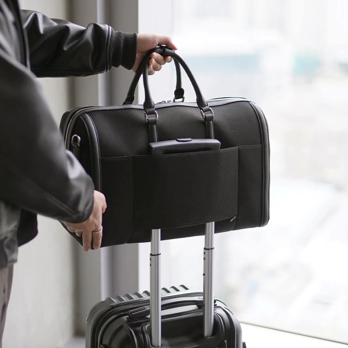 Manhattan Hassle-Free Duffel - Image 18