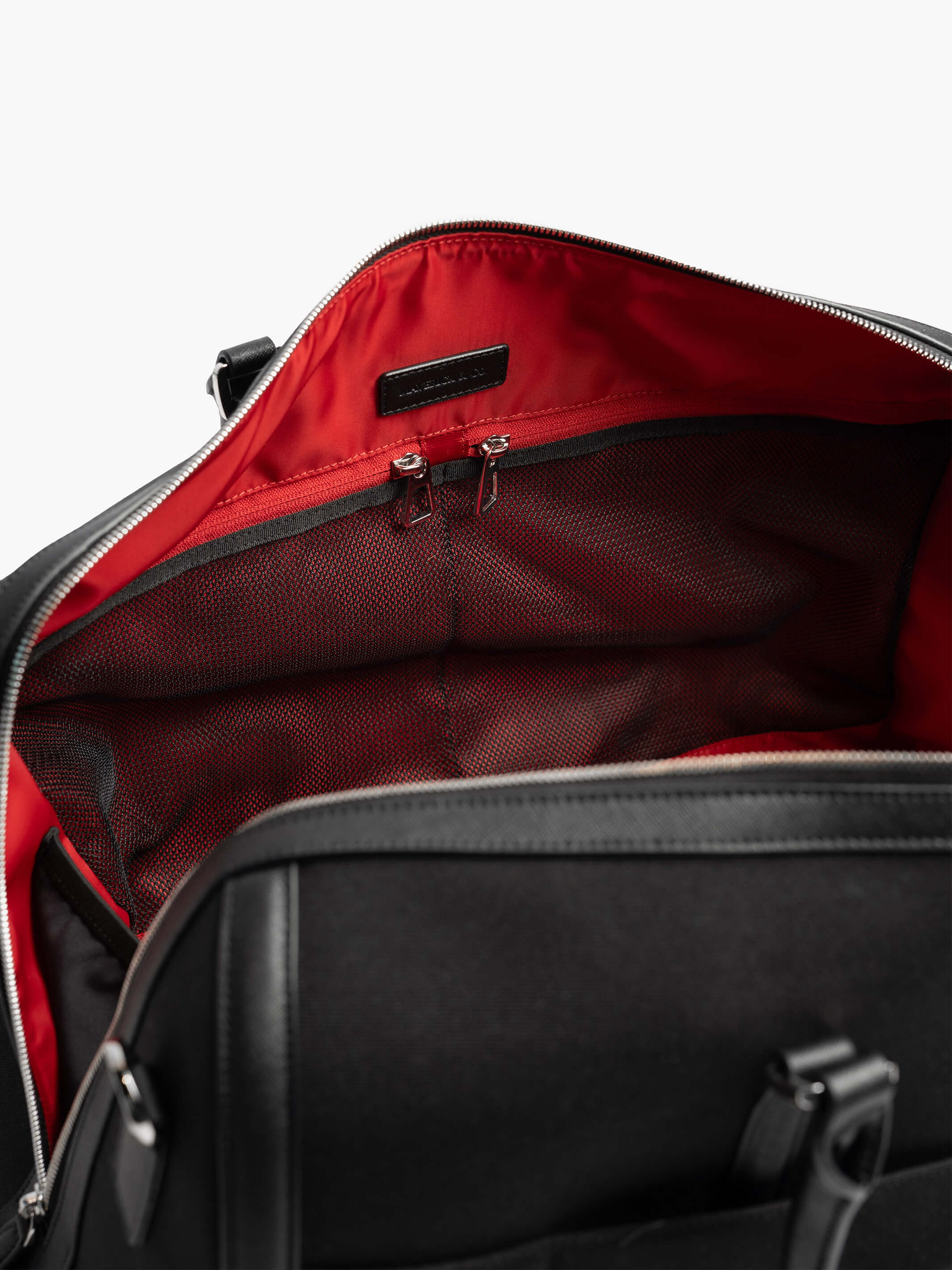 Manhattan Hassle-Free Duffel - Image 5
