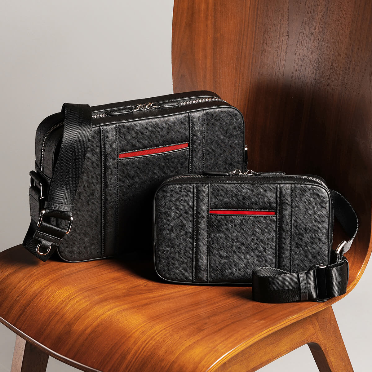 Manhattan Leather Sling Bag - Image 18