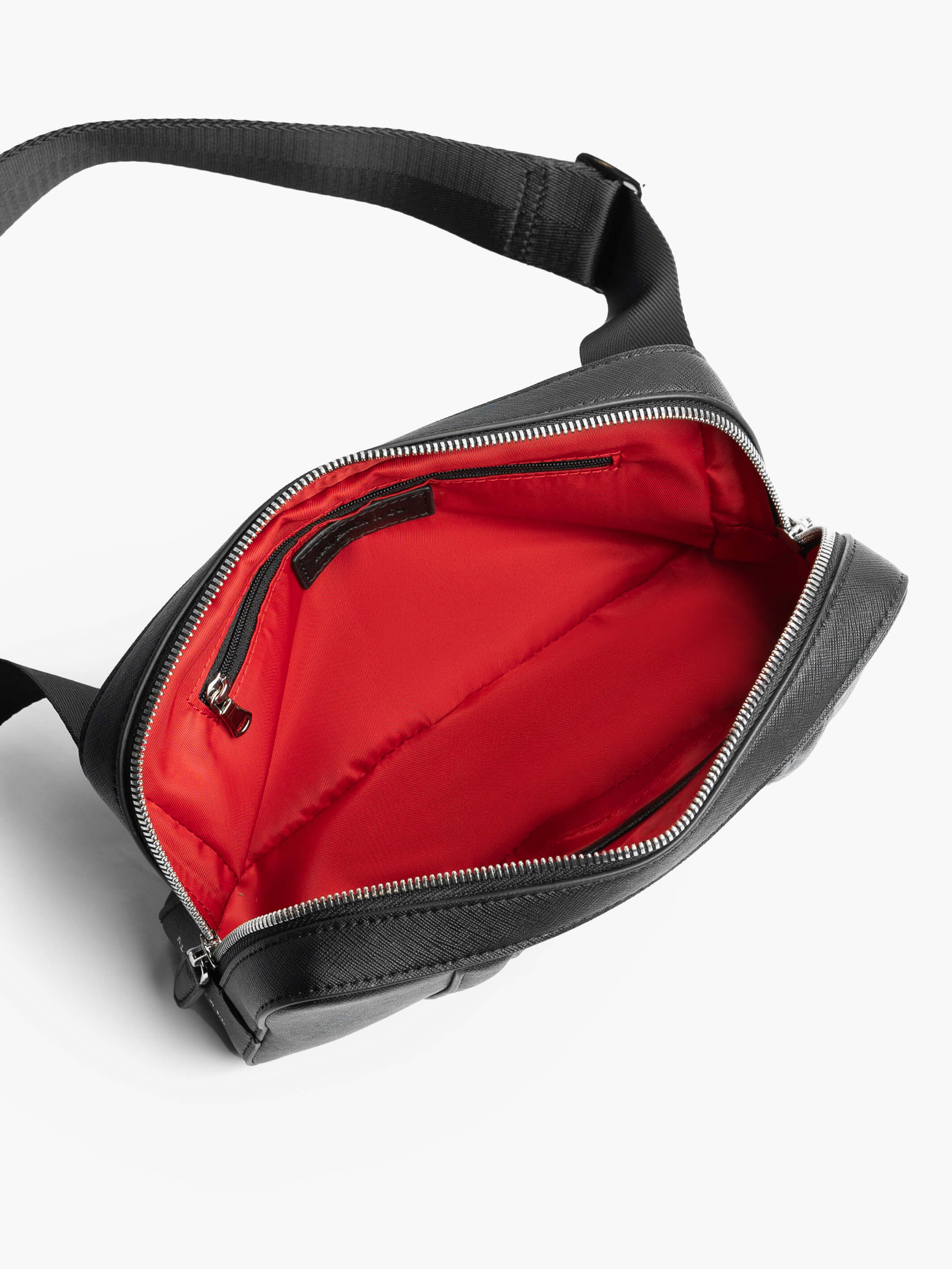 Manhattan Leather Sling Bag - Image 5