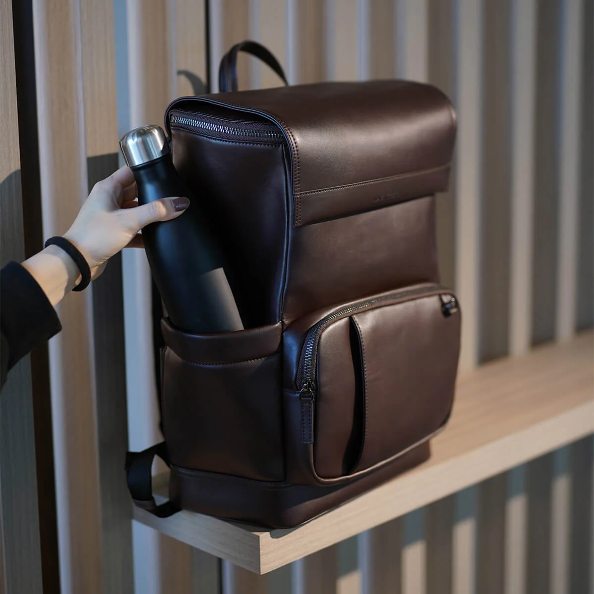 Maximus Leather Backpack - Image 12