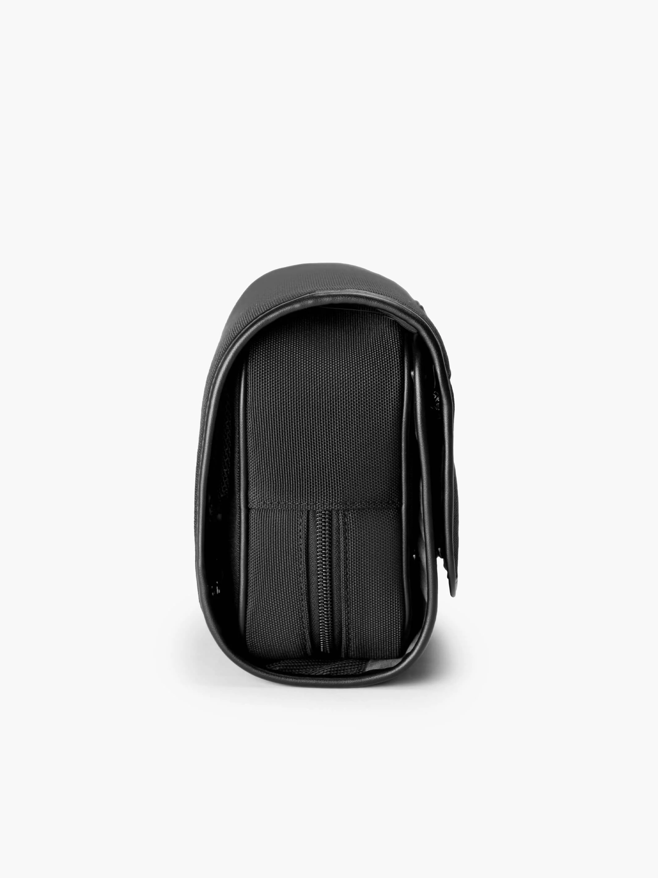 Nexus Toiletry Bag - Image 3