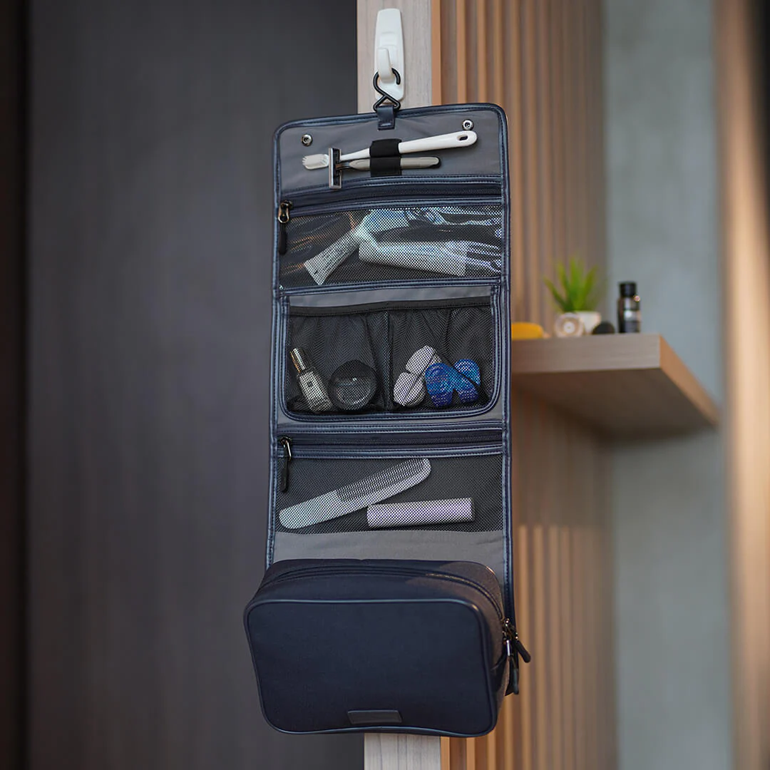 Nexus Toiletry Bag - Image 8