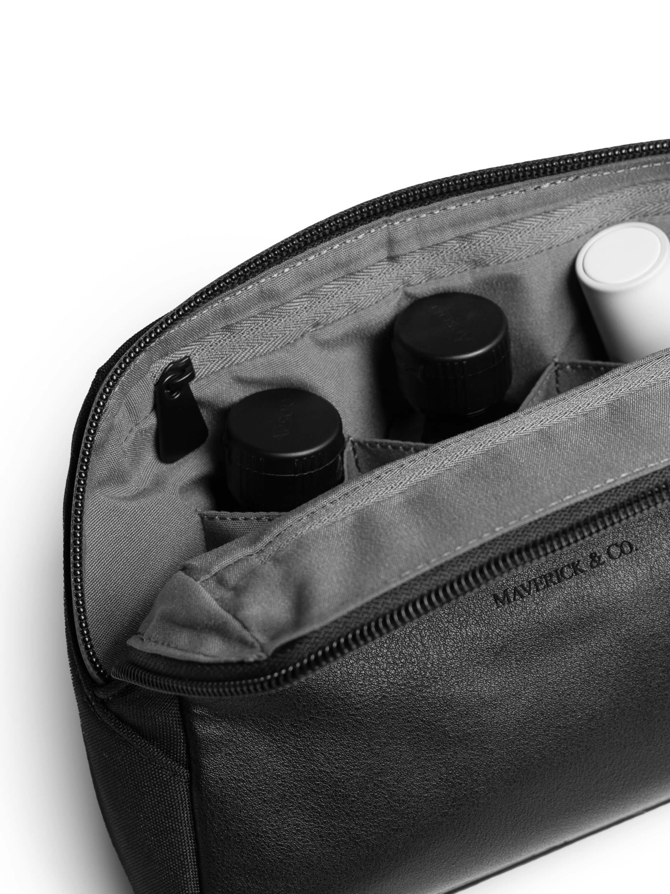 ProActive Toiletry Bag - Image 3