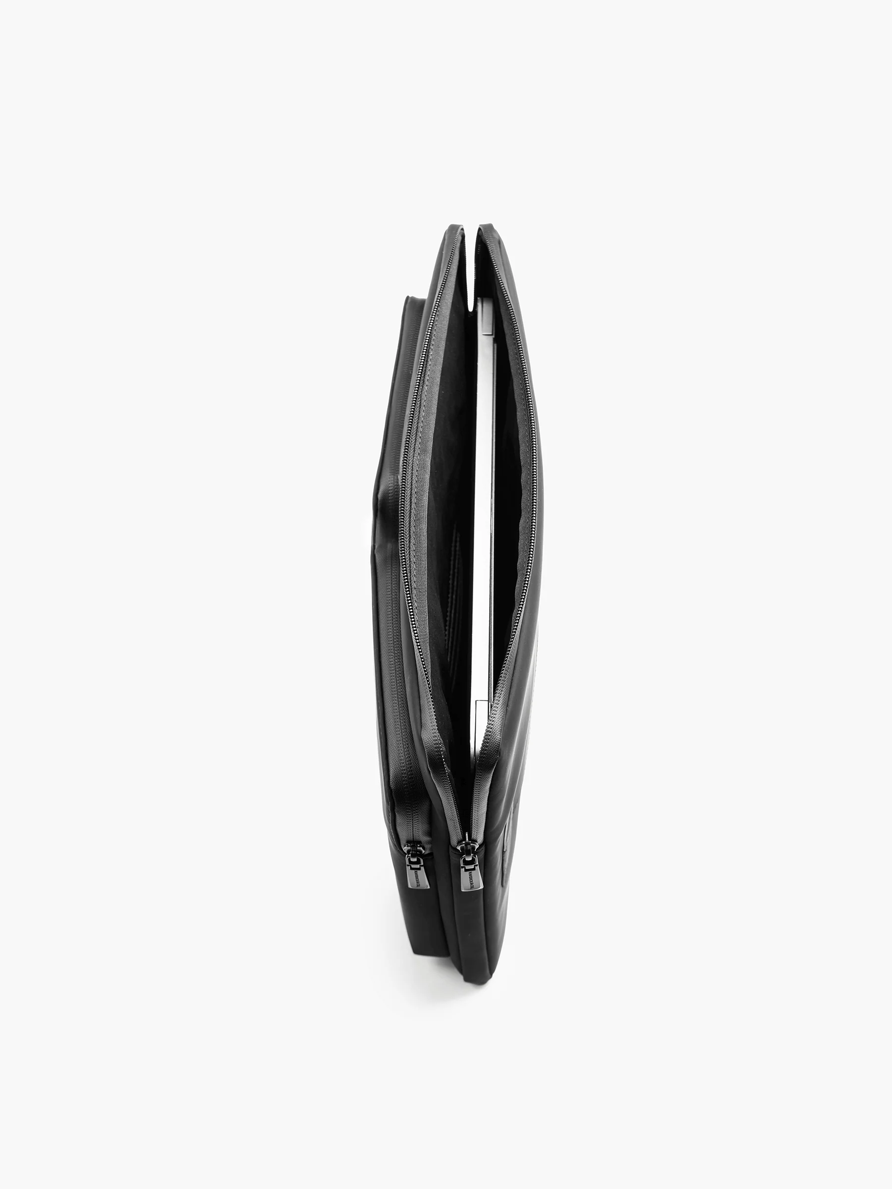 Vista Waterproof Laptop Sleeve - Image 4